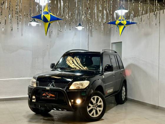 MITSUBISHI PAJERO TR4 2.0 4X4 16V 140CV FLEX 4P AUTOMÁTICO MITSUBISHI PAJERO TR4 2.0 4X4 16V 140CV FLEX 4P AUTOMÁTICO